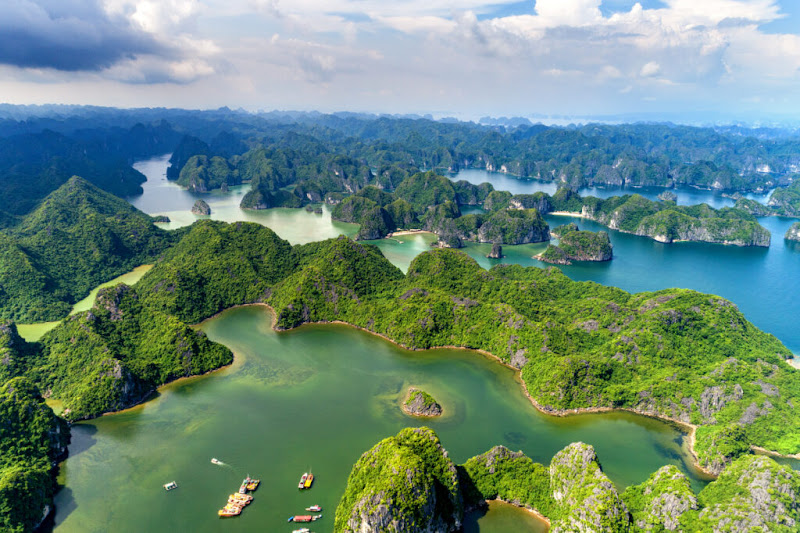 HALONG BAY - CAT BA ARCHIPELAGO third image